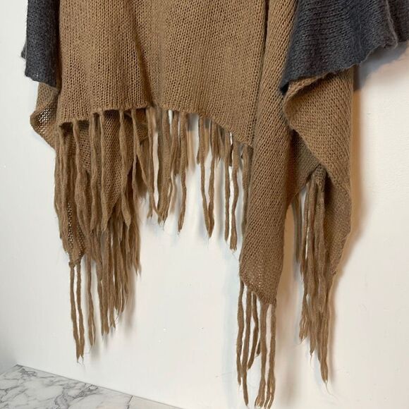 Wooden Ships Mohair and Wool Blend Poncho OS - Picture 2 of 6